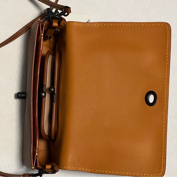 Coach Saddle Leather Turnlock Crossbody Dinky 1941 NWT - Picture 7 of 8